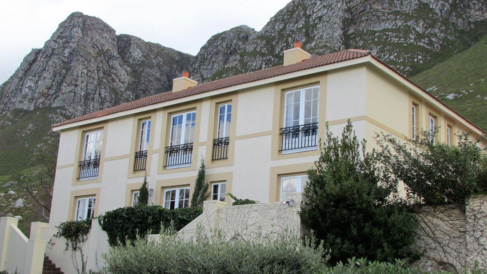 Bucaco Sud Guest House Bettyʼs Bay Exterior foto