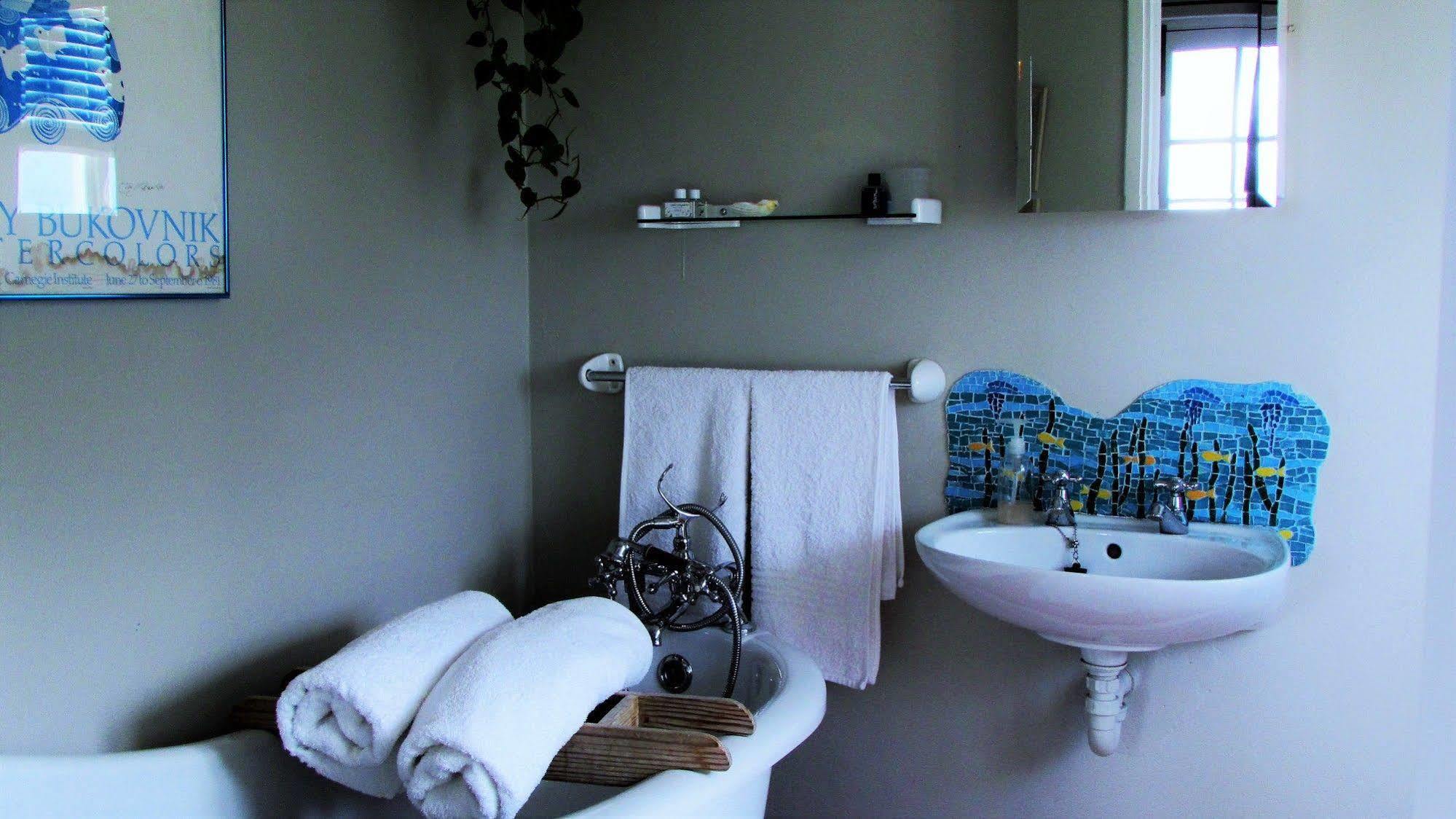 Bucaco Sud Guest House Bettyʼs Bay Exterior foto